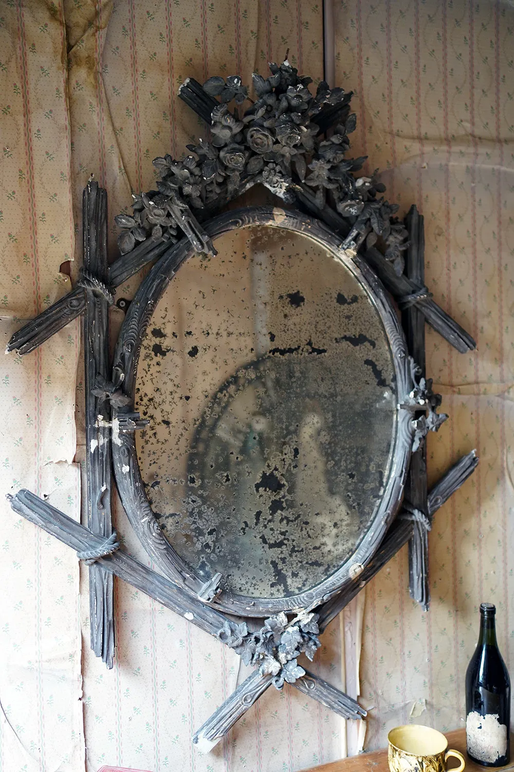 A Large French Gesso Faux Bois & Floral Carved Oval Wall Mirror c.1875-90