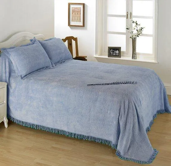 Candlewick Bedspread Geneva - Pastel Blue