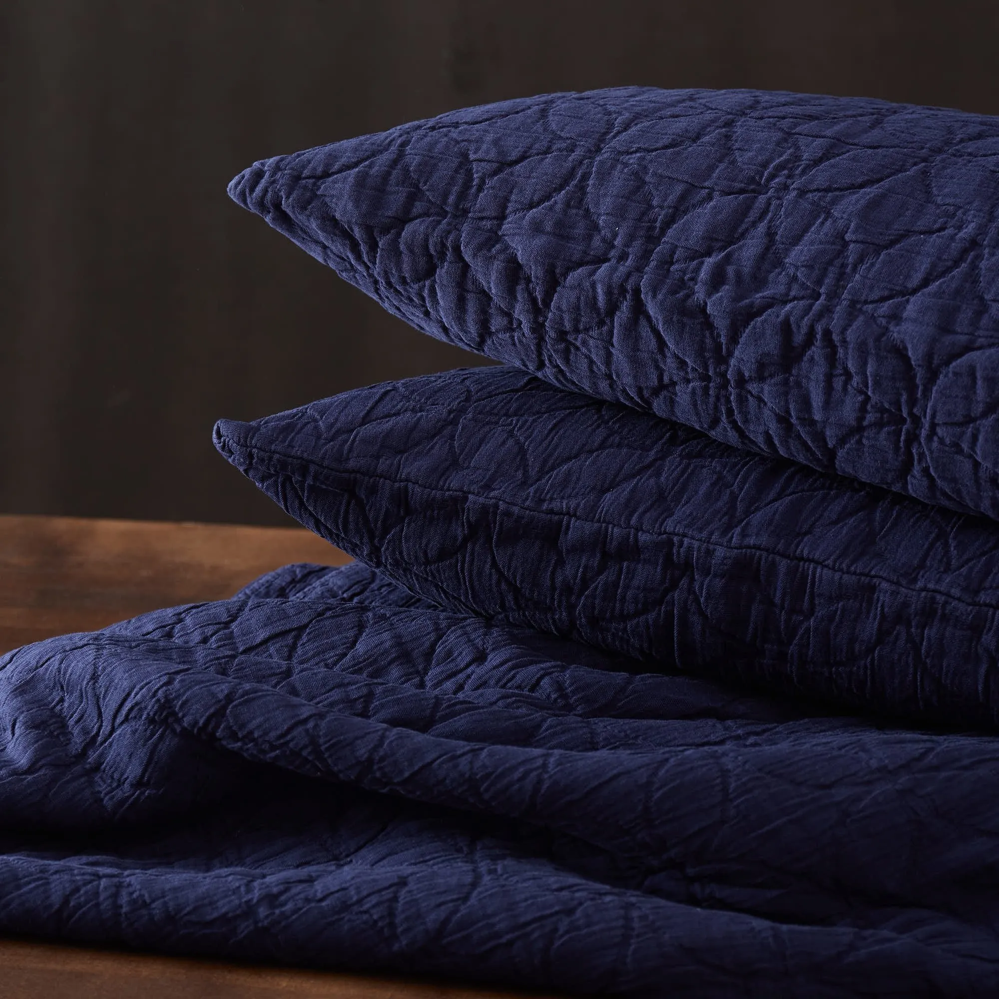 Carvado Cotton Bedspread [Dark blue]