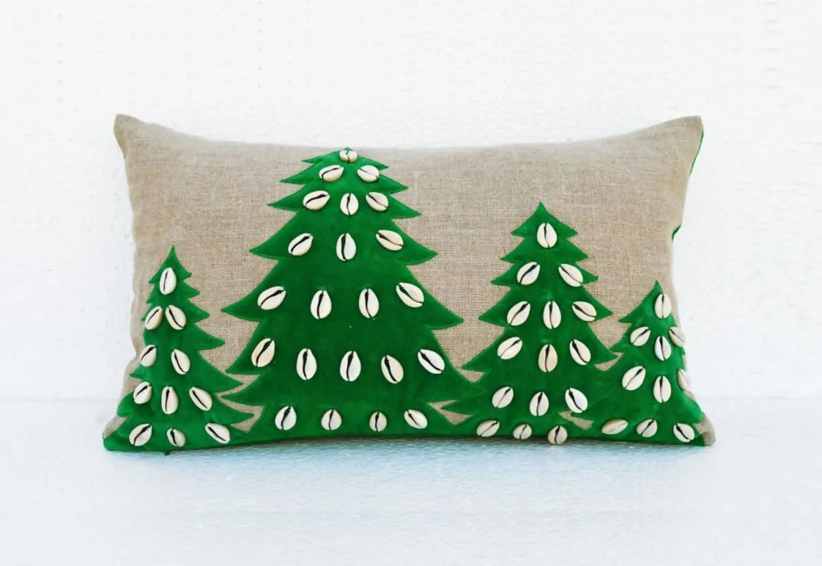 Christmas linen pillow cover, christmas tree, velvet applique, cowri pillow size 12"X 20"