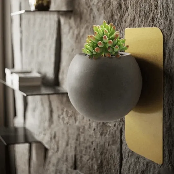 Christophe - Modern Wall Planter