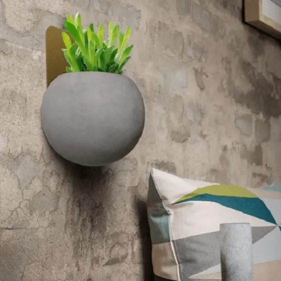 Christophe - Modern Wall Planter