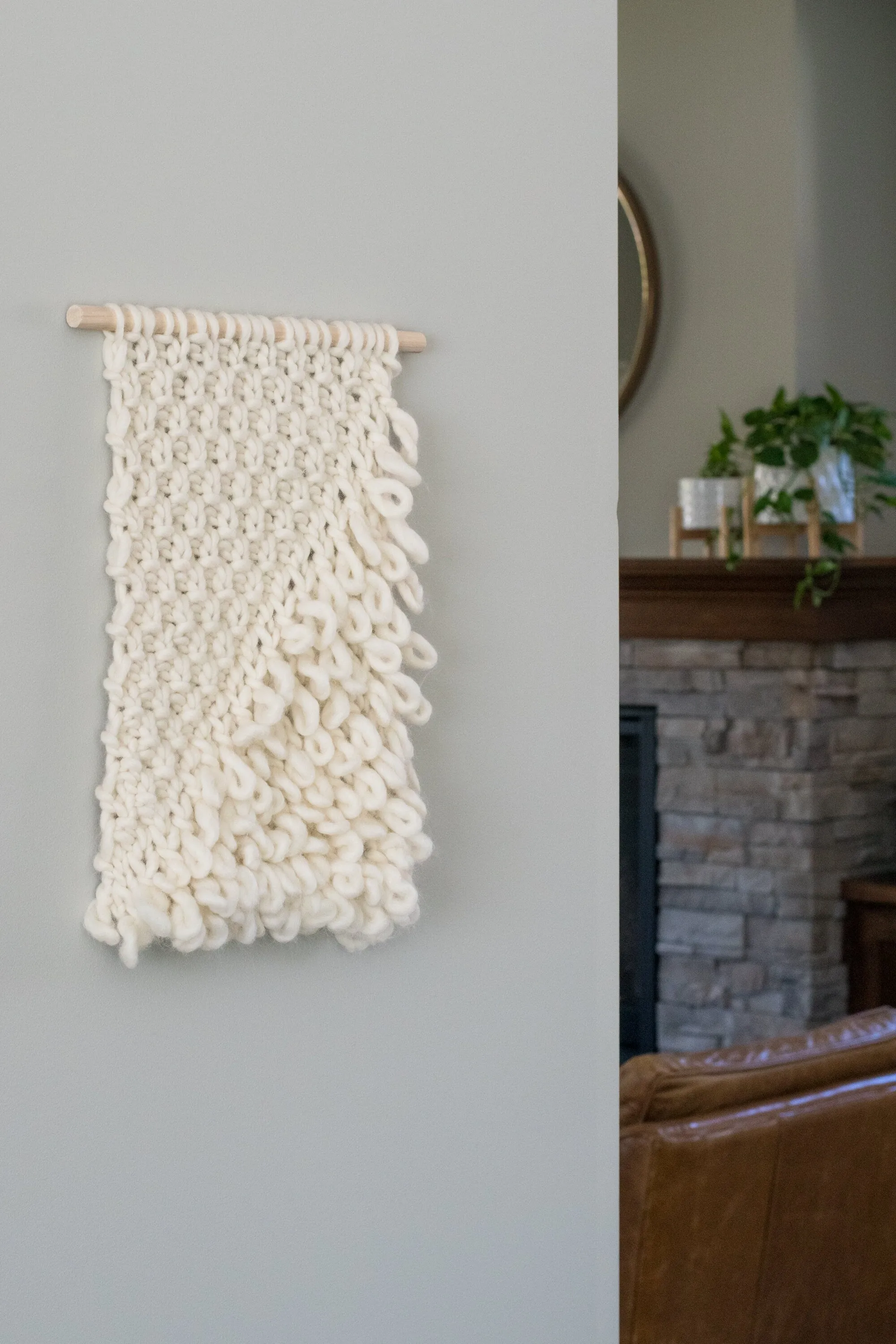 KNITTING PATTERN: Scandia Wall Hanging, Wall Hanging Knitting Pattern for Super Bulky Yarn