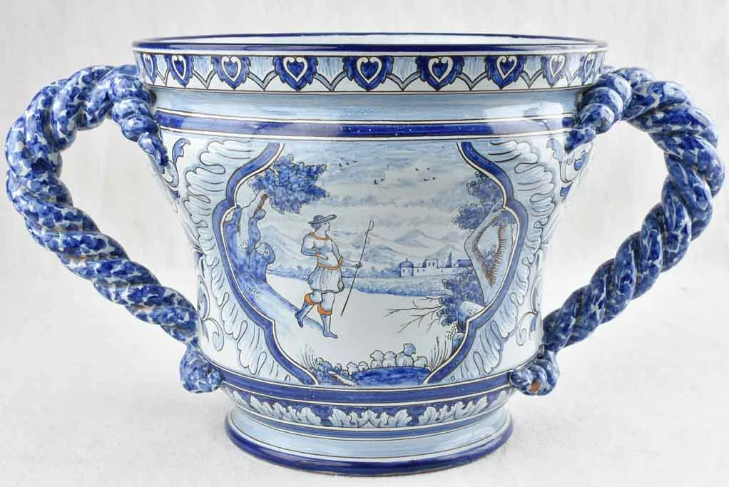 Large blue & white cache pot from Burgundy w/ 2 handles - Antoine Montagnon