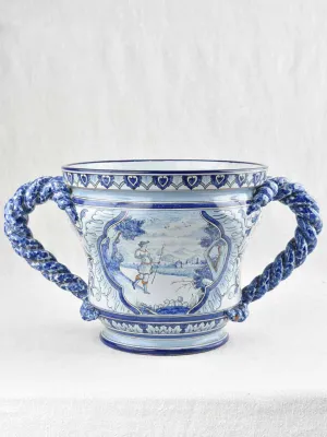 Large blue & white cache pot from Burgundy w/ 2 handles - Antoine Montagnon