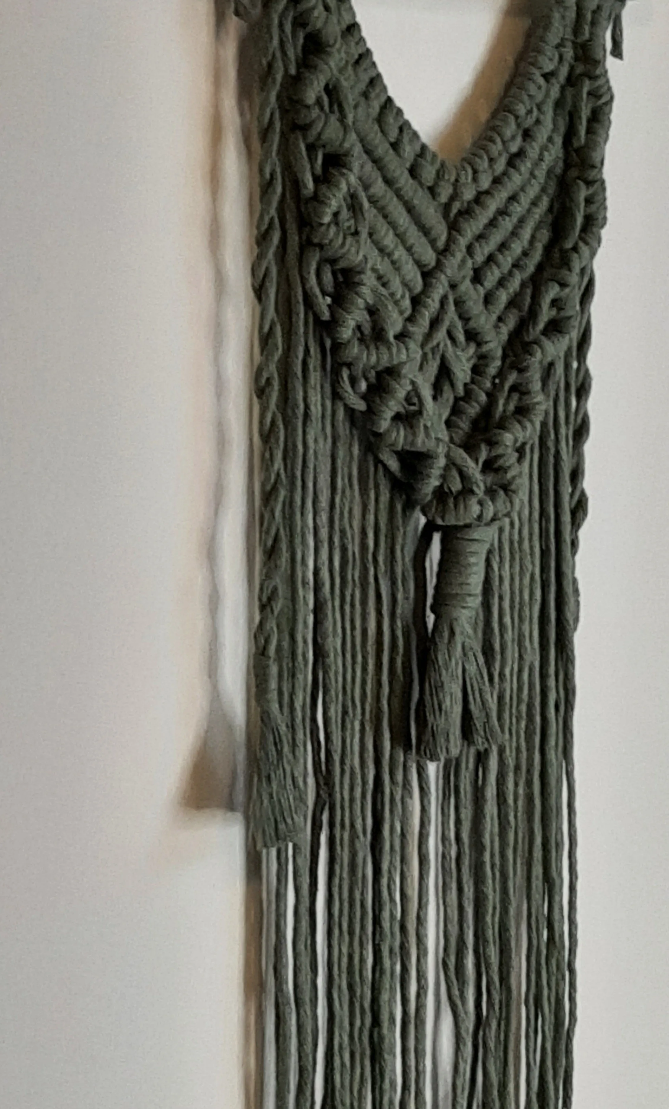 Macrame Wall Hanging – Handcrafted Macrame Wall Decor