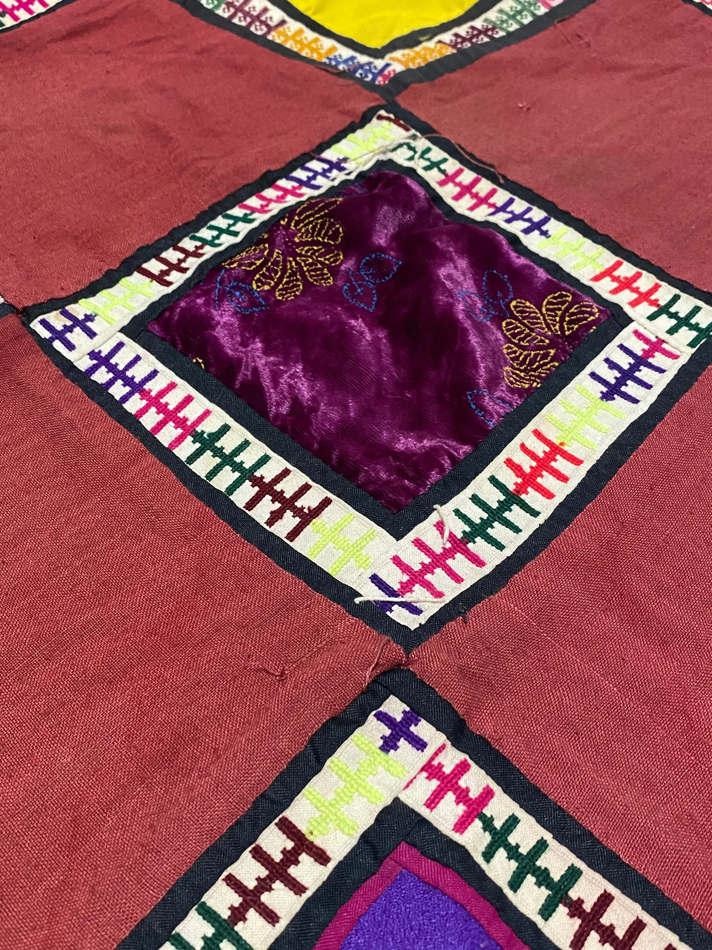 Uzbek Yuruk Yastik Lakai Patchwork Quilt